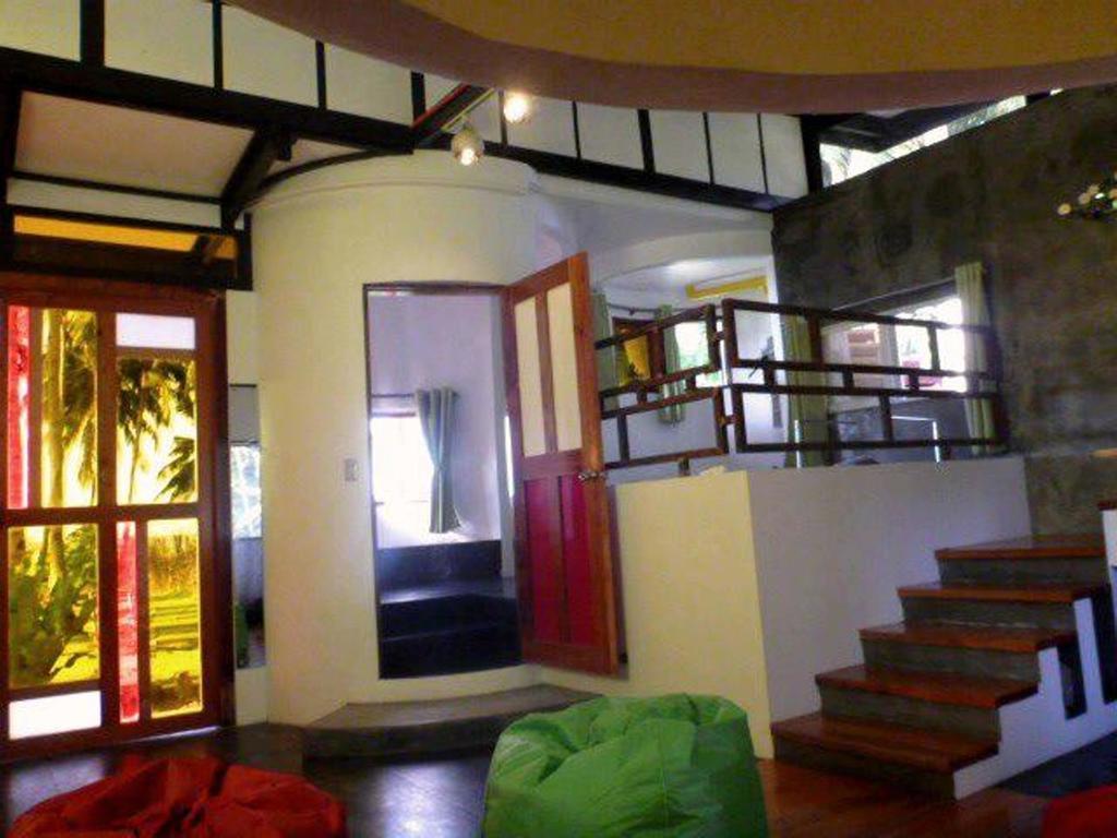 Somewhere Else Boutique Resort Мамбахао Экстерьер фото