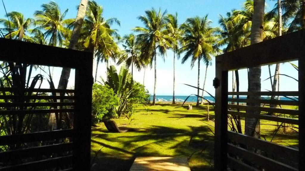 Somewhere Else Boutique Resort Мамбахао Экстерьер фото