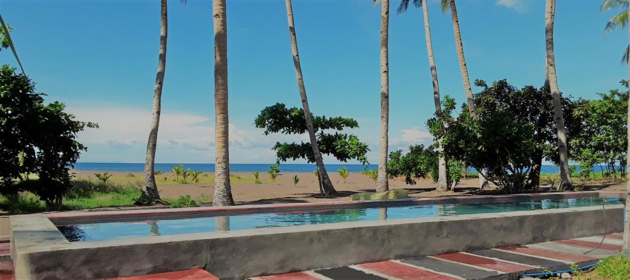 Somewhere Else Boutique Resort Мамбахао Экстерьер фото